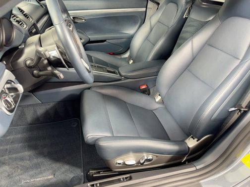 2025 Porsche 718 Cayman Coupe