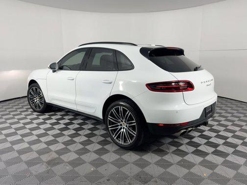 2018 Porsche Macan S