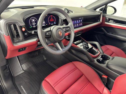 2026 Porsche Cayenne Coupe