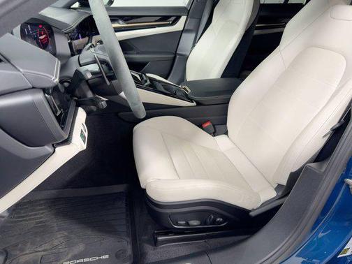 2024 Porsche Panamera RWD