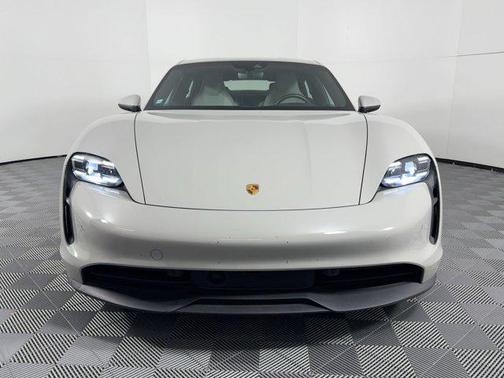 2022 Porsche Taycan RWD