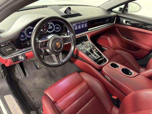 White 2019 Porsche Panamera 4