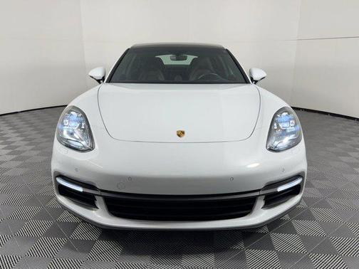 2018 Porsche Panamera 4S
