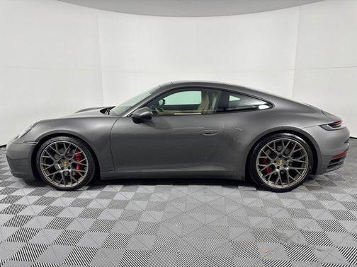 2020 Porsche 911 Carrera S