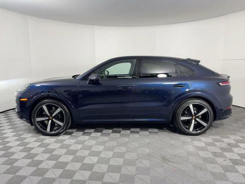 2026 Porsche Cayenne GTS