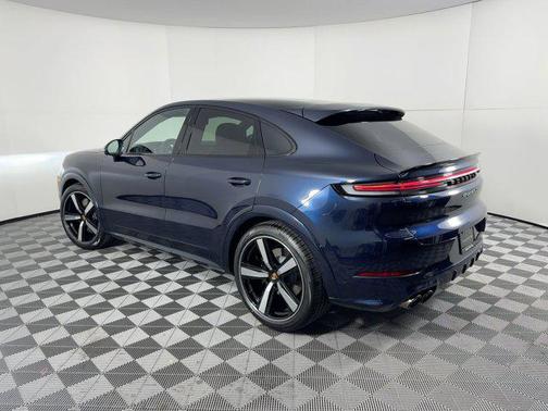 2026 Porsche Cayenne GTS