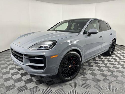 2025 Porsche Cayenne S