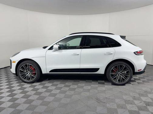 2026 Porsche Macan S