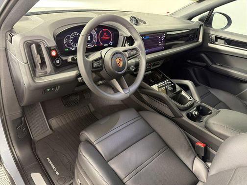 Arctic Grey 2026 Porsche Cayenne Cayenne