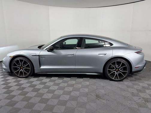 Dolomite Silver Metallic 2026 Porsche Taycan 4 Black Edition