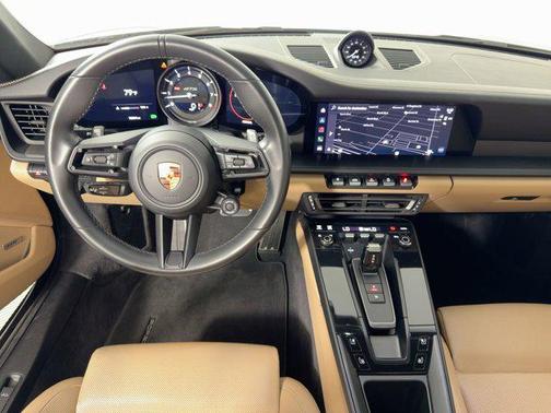 2022 Porsche 911 Carrera GTS