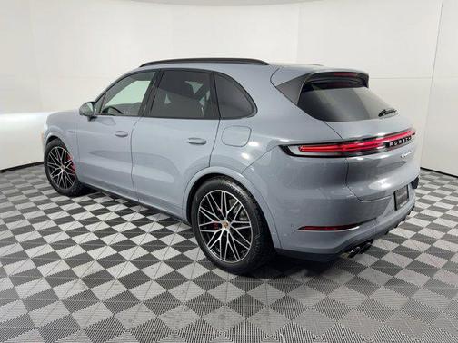 2026 Porsche Cayenne S