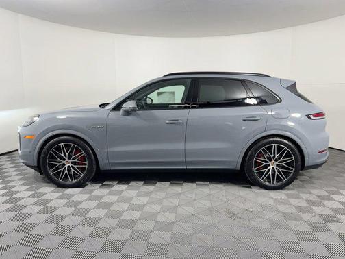 2026 Porsche Cayenne S