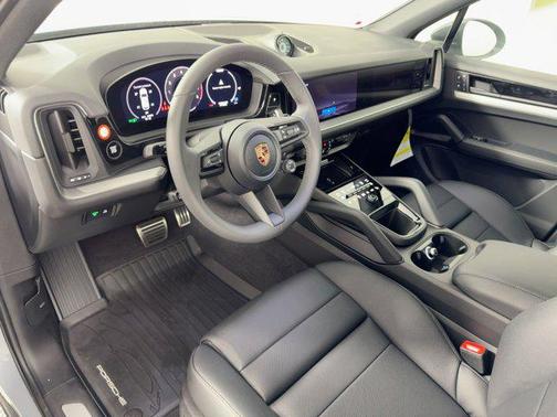 2026 Porsche Cayenne S