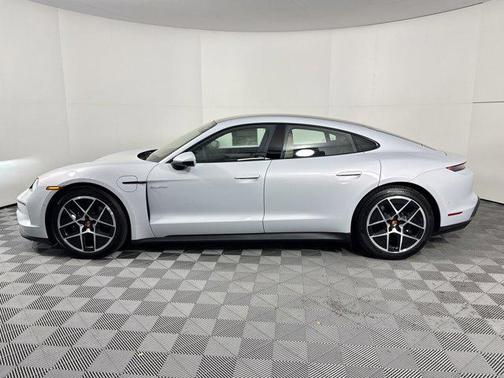 2026 Porsche Taycan 4