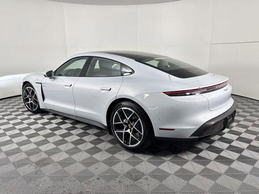 2026 Porsche Taycan 4