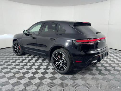 2026 Porsche Macan S
