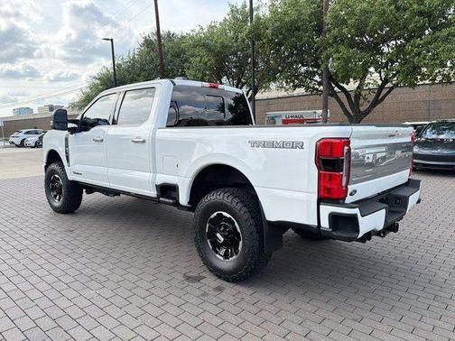 Star White Metallic Tri-Coat 2026 Ford F-250 Platinum