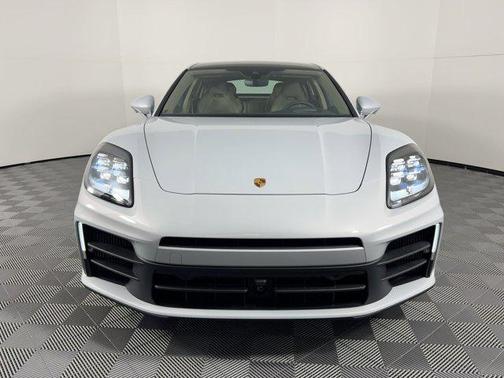 2026 Porsche Panamera RWD