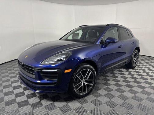 2025 Porsche Macan AWD