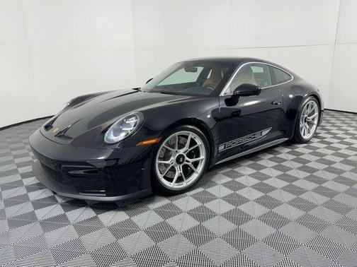 2026 Porsche 911 GT3 w/Touring Package