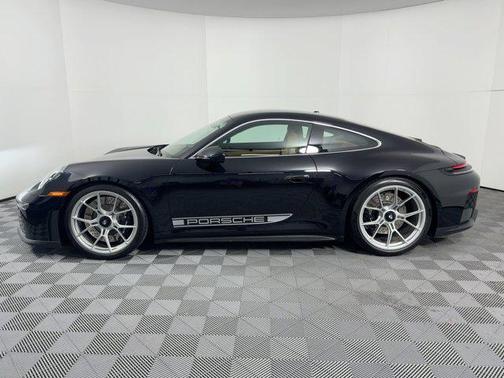 2026 Porsche 911 GT3 w/Touring Package