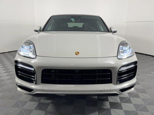 2022 Porsche Cayenne Platinum Edition