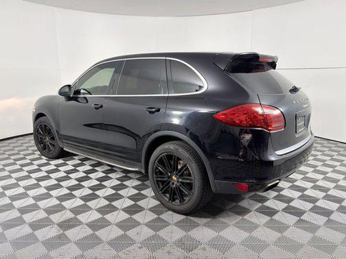 Jet Black Metallic 2012 Porsche Cayenne Cayenne