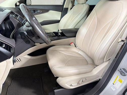 Ceramic Pearl 2020 Lincoln Nautilus Reserve