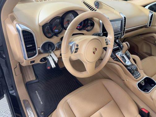 2012 Porsche Cayenne Cayenne