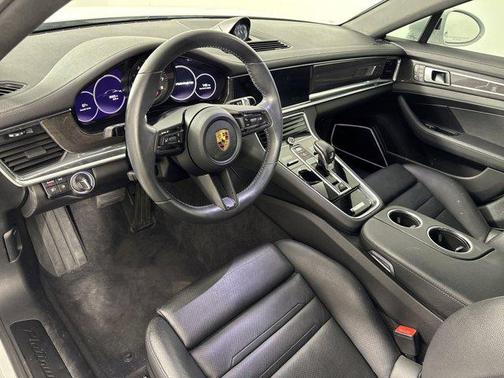 2022 Porsche Panamera Platinum Edition