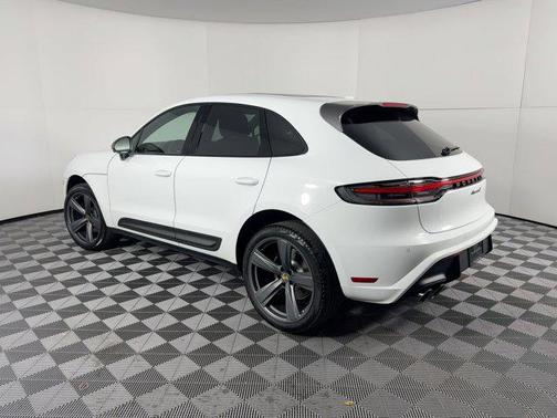 2026 Porsche Macan T