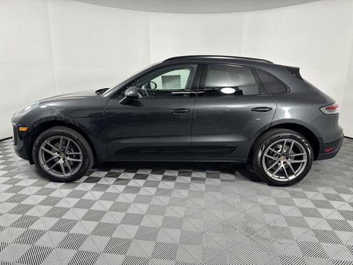 Volcano Grey Metallic 2025 Porsche Macan Macan