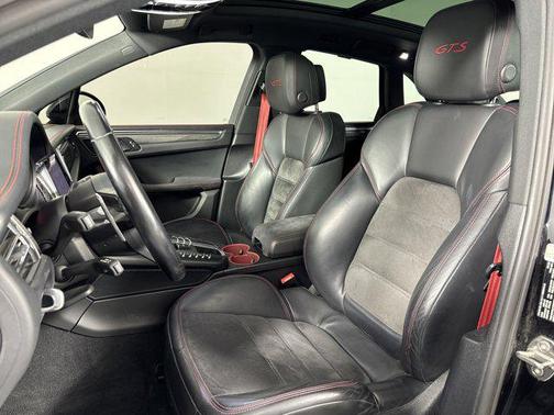 2021 Porsche Macan GTS
