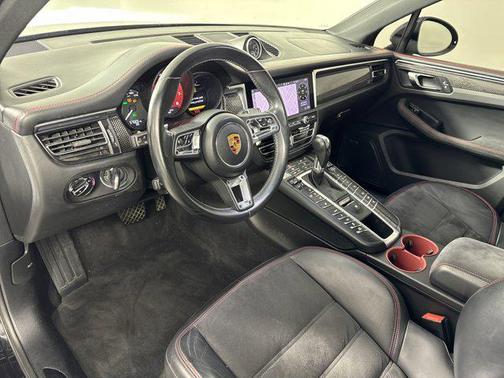 2021 Porsche Macan GTS
