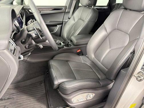 Chalk 2026 Porsche Macan Macan