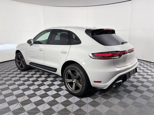 Chalk 2026 Porsche Macan Macan