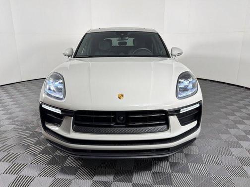 Chalk 2026 Porsche Macan Macan