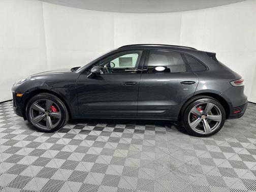2025 Porsche Macan S