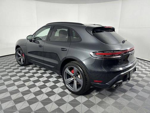 2025 Porsche Macan S