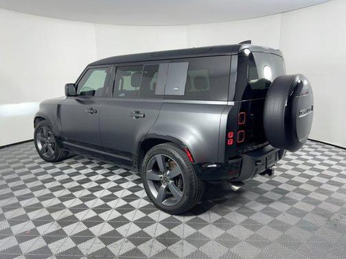 2023 Land Rover Defender 110 Carpathian Edition