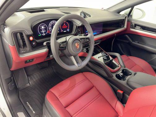 2026 Porsche Cayenne Coupe