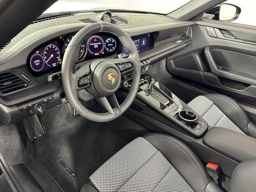 2023 Porsche 911 Targa