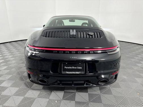 2023 Porsche 911 Targa