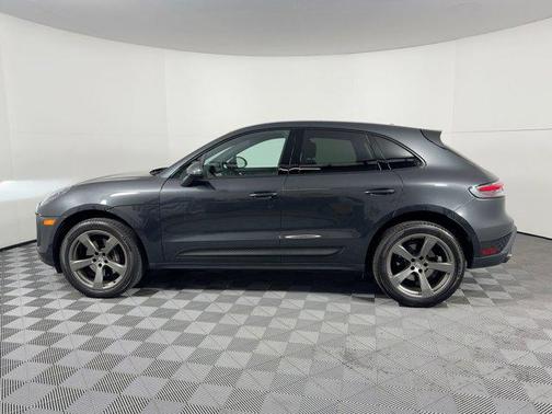 2023 Porsche Macan AWD