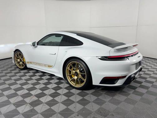 2022 Porsche 911 Turbo S