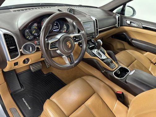 2017 Porsche Cayenne E-Hybrid S