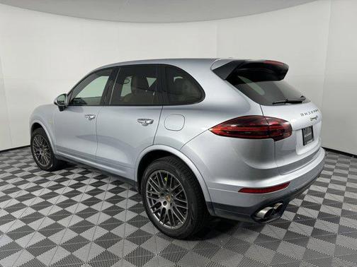2017 Porsche Cayenne E-Hybrid S