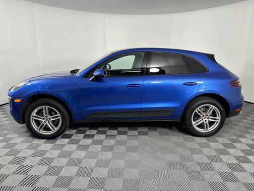 2017 Porsche Macan Base