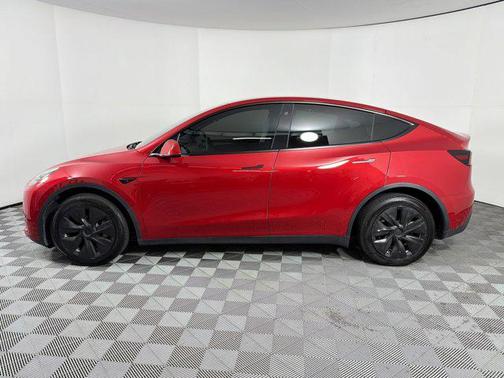Red Multi-Coat 2022 Tesla Model Y Long Range Dual Motor All-Wheel Drive